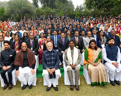 फोटो और वीडियो गैलरी